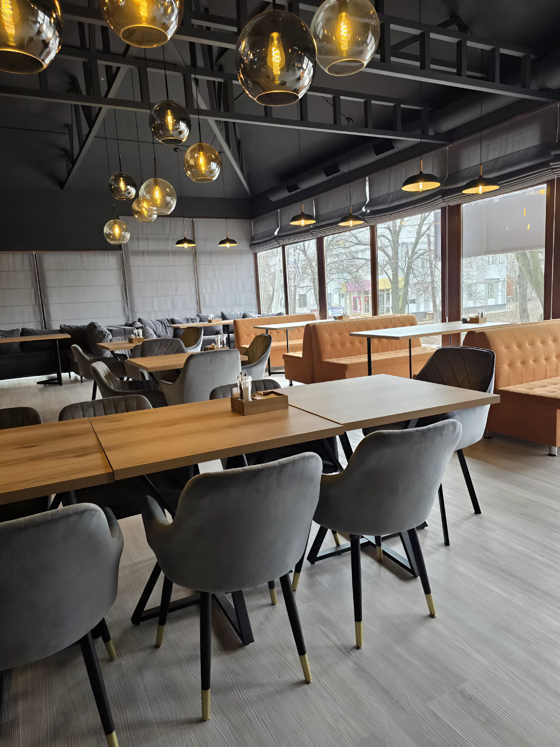 Интерьер кафе Прайд